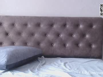 girl
        cbhotblonde cam image #13026