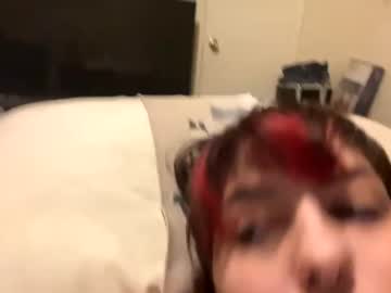 girl
        dussas_wh0rehouse cam image #26506