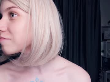 girl Sex Cam Older Woman with shiny_cute