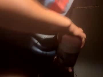 girl
        universethadon cam image #175212