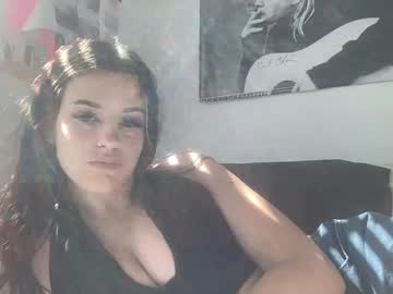 girl
        hanleynoa cam image #178529