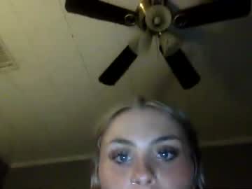 girl
        montanaonstage cam image #166889