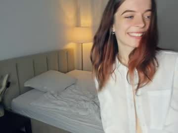 girl
        desertrosea cam image #102866