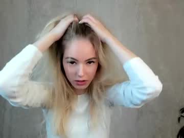 girl
        cuttie_spooky cam image #121996