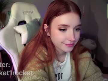 girl
        pocketrocket_ cam image #19037