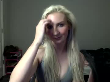 girl
        littlelanaxo cam image #153655