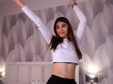 girl Sex Cam Older Woman with odelindahessey